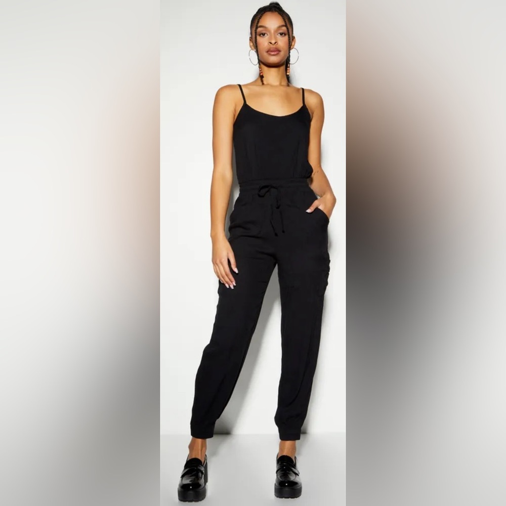 Rue21 Black Sleeveless Jogger Jumpsuit Size XS NWOT